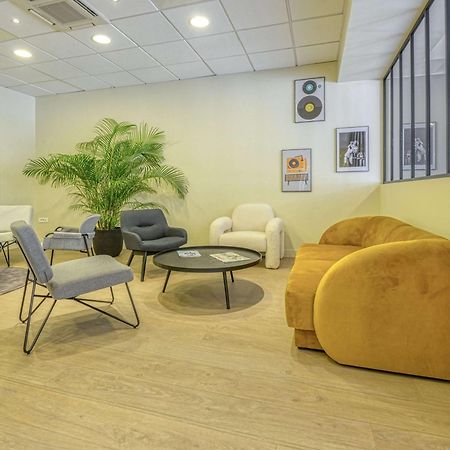 Ibis Cholet Hotell Eksteriør bilde