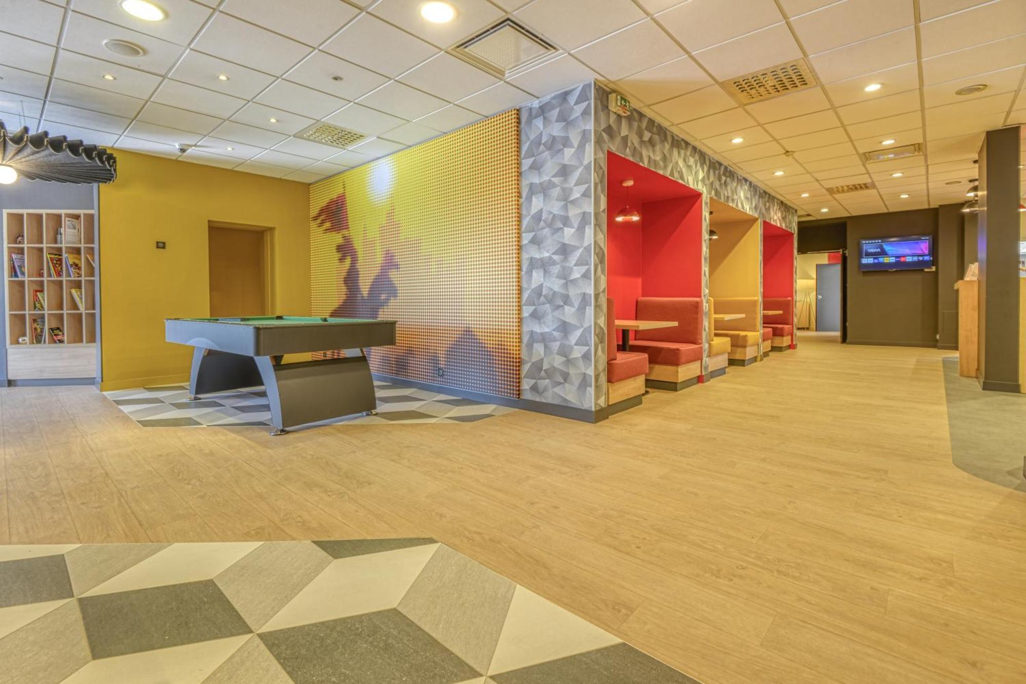 Ibis Cholet Hotell Eksteriør bilde