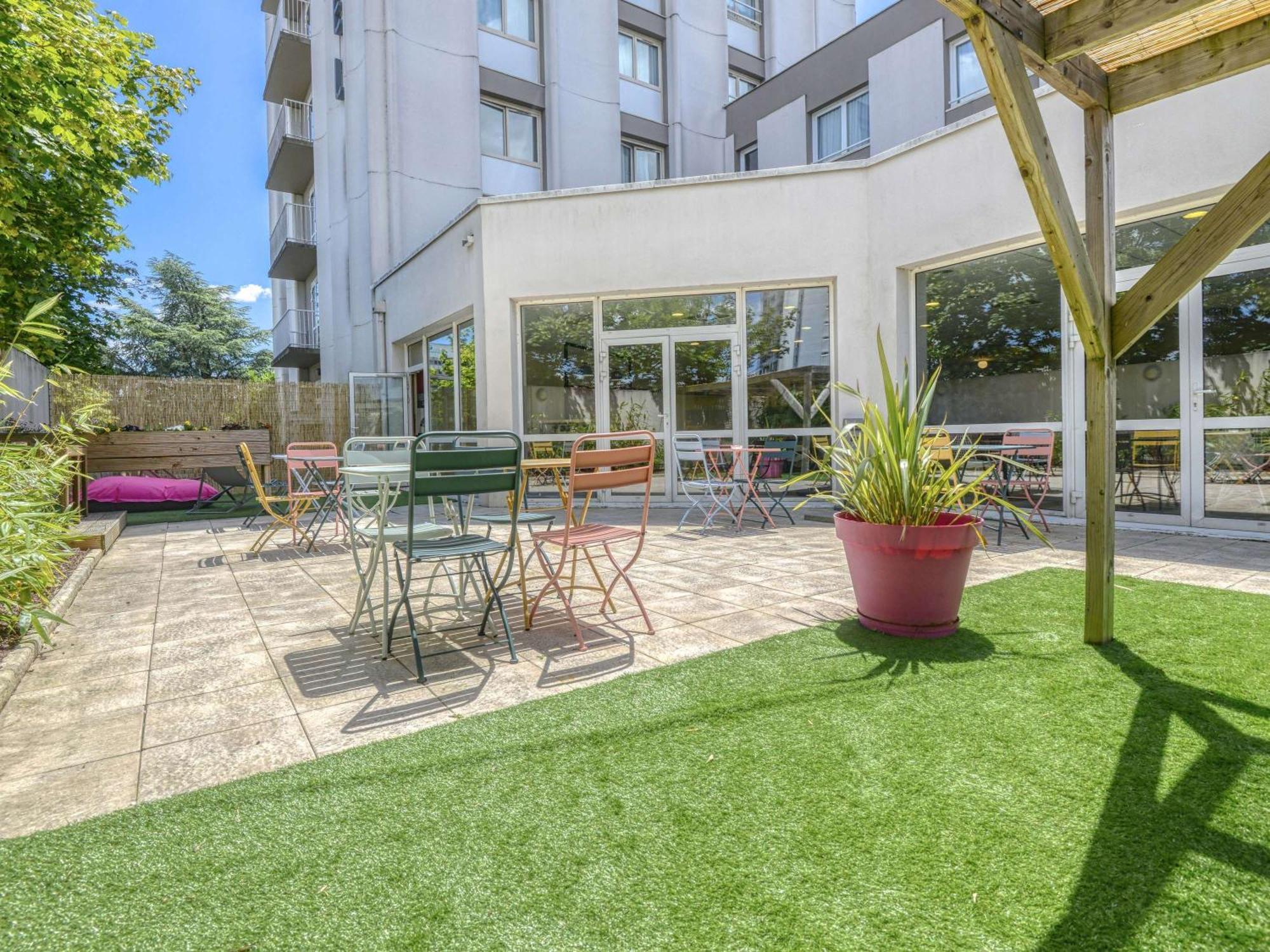 Ibis Cholet Hotell Eksteriør bilde