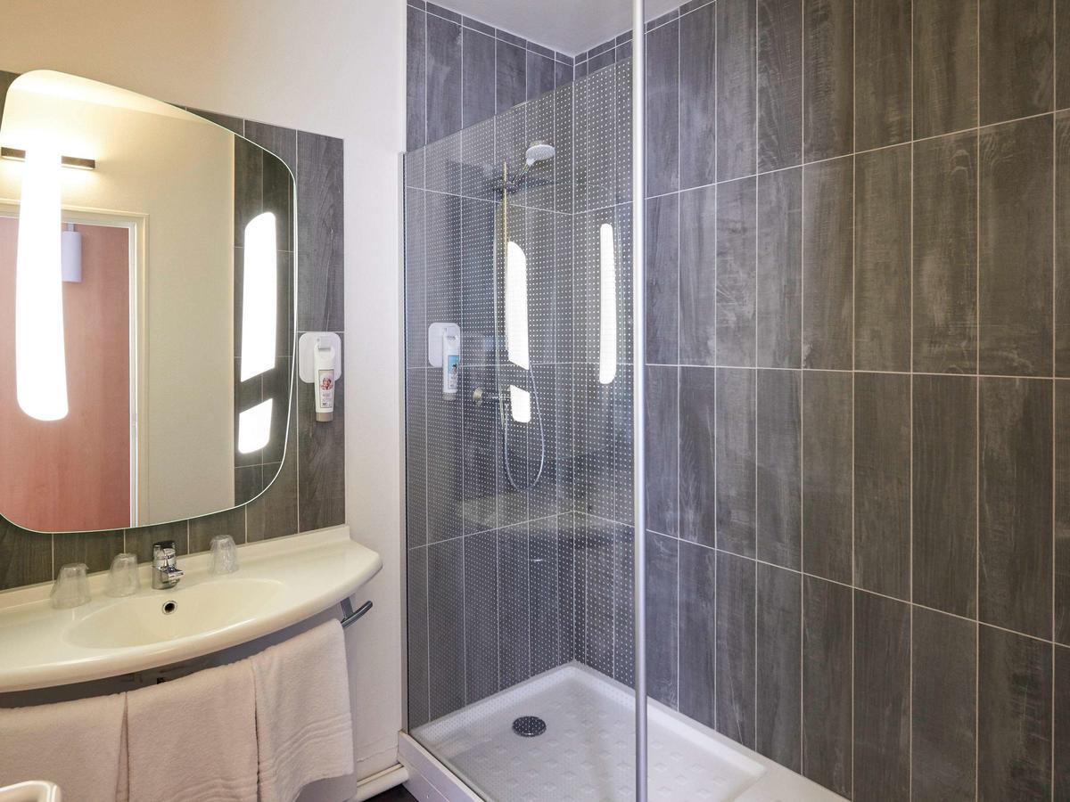 Ibis Cholet Hotell Eksteriør bilde