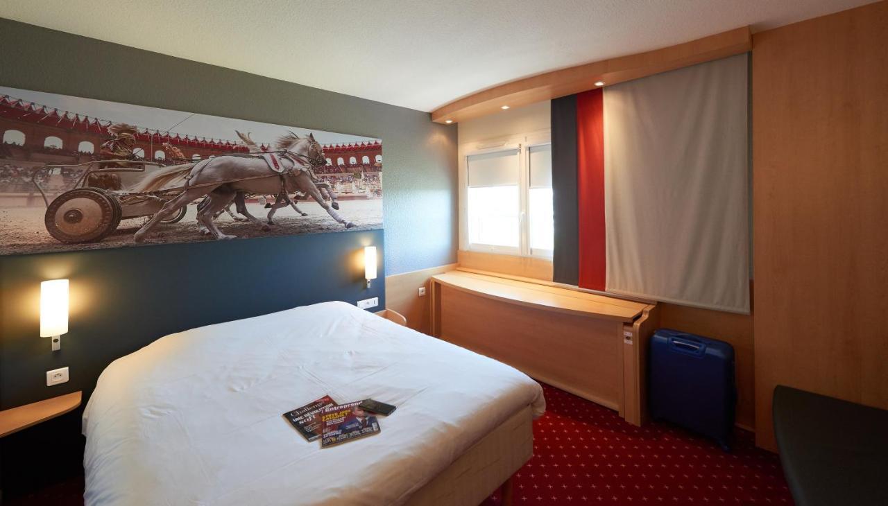 Ibis Cholet Hotell Eksteriør bilde