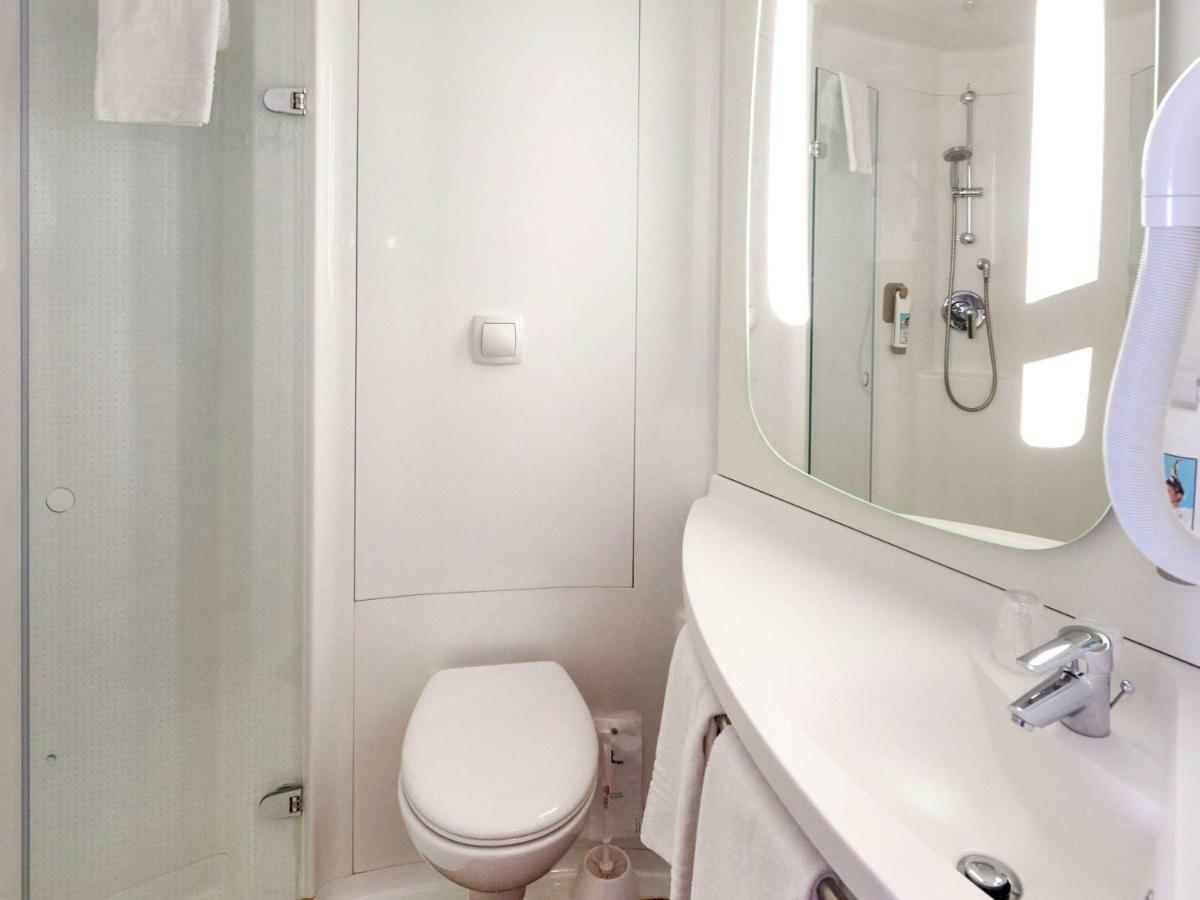 Ibis Cholet Hotell Eksteriør bilde